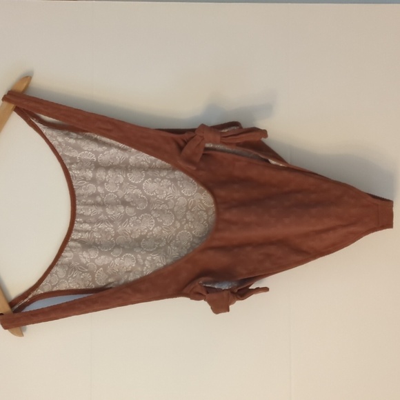 Free People Beach Pamela Elegant Brown Bow Print Side Ties One-Piece Swimsuit L - Picture 7 of 7